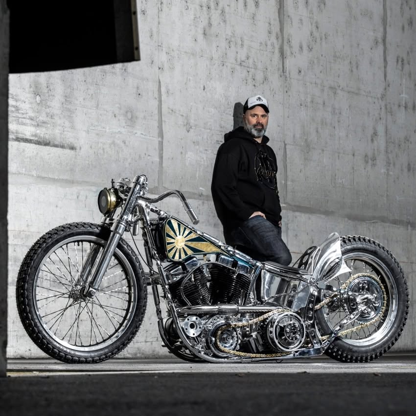 Stéphane Grand et la SG5, chopper entièrement poli